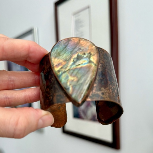 Labradorite and Copper Cuff Bracelet - Picture 7 of 9